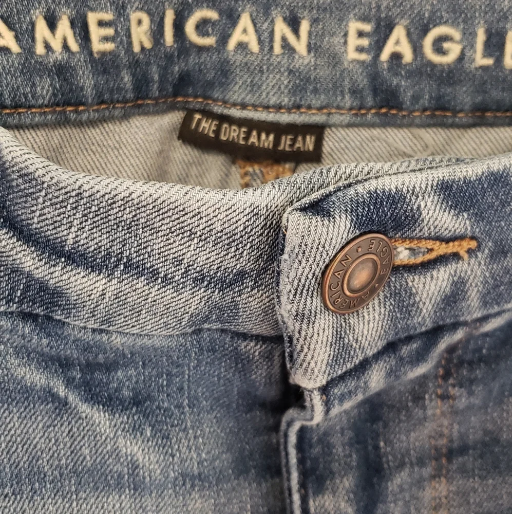 American Eagle Outfitters Blue Distressed Jeans - Picture 2 of 8